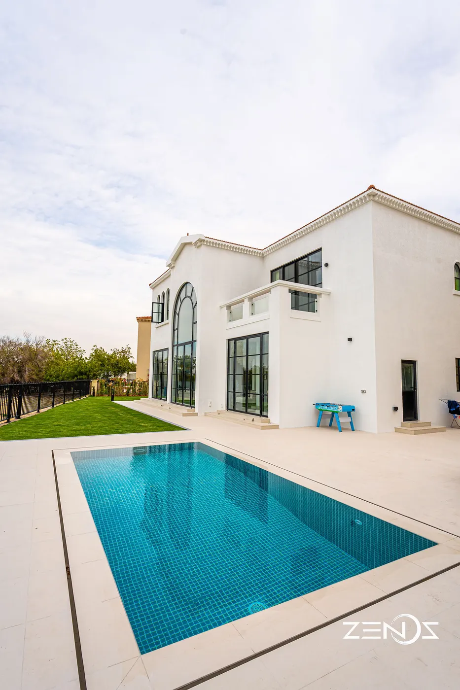 Jumeirah Island Villa interior photo 1 by Zenos Design
