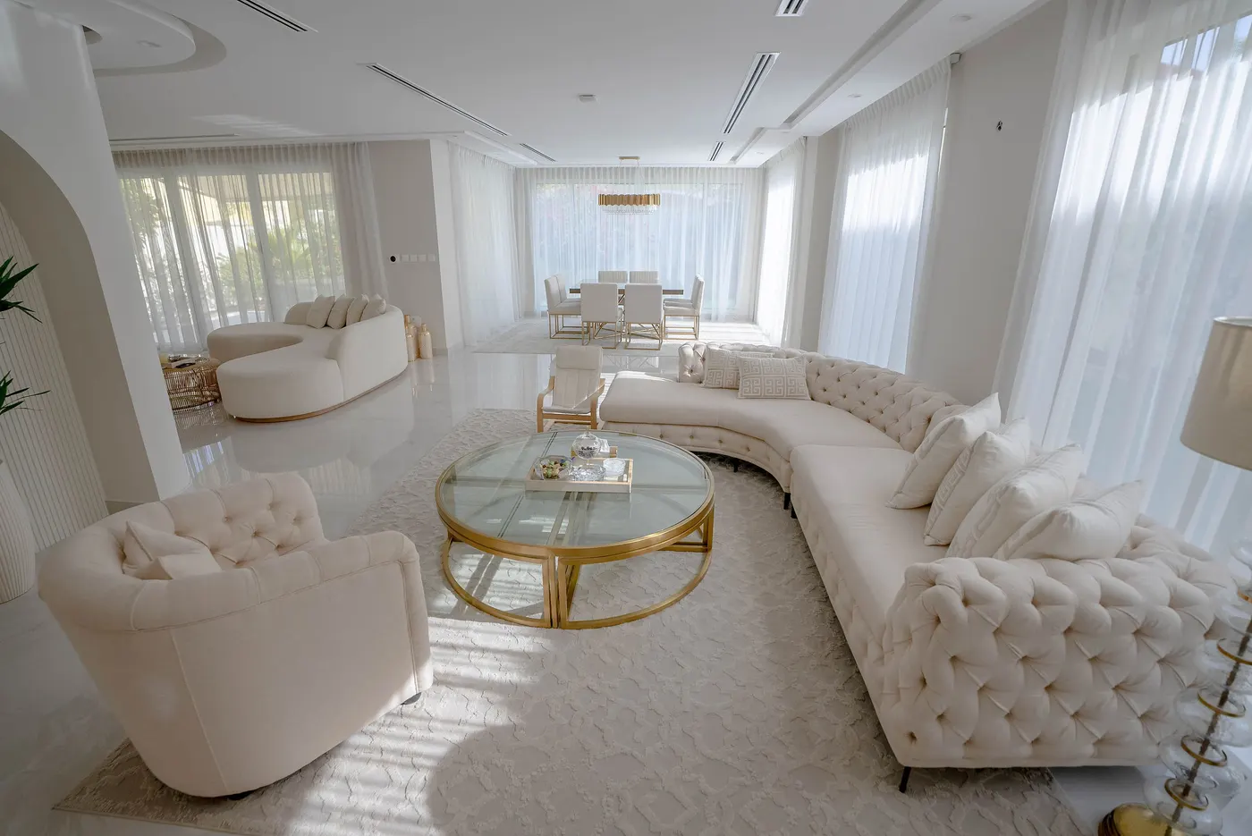 Jumeirah Park interior photo 1 by Zenos Design